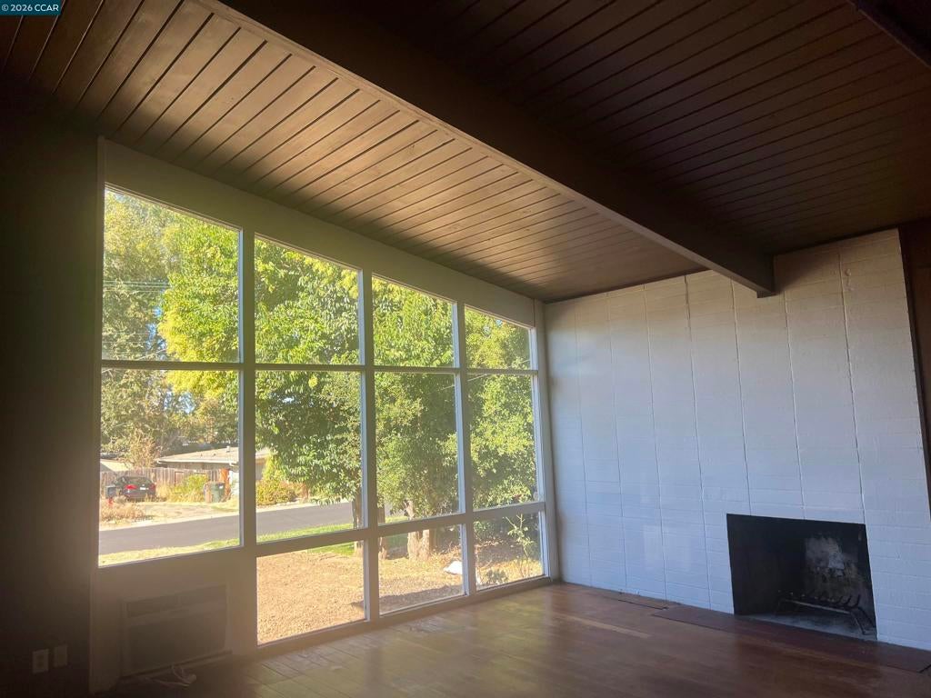 213 Riley Dr
