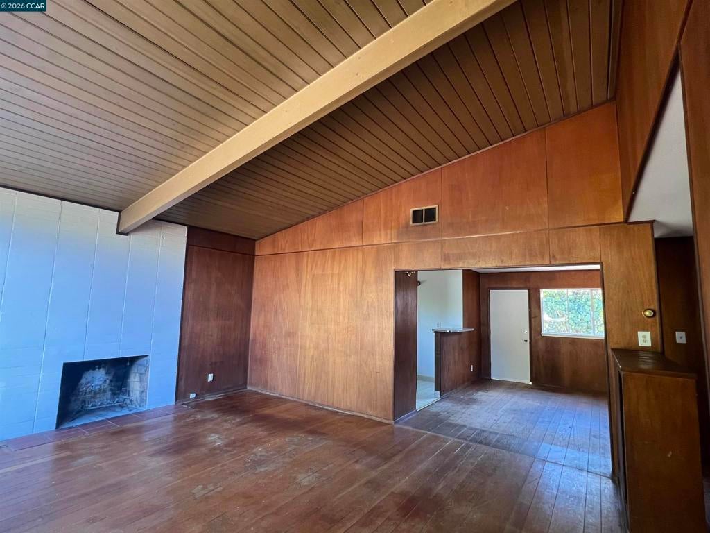 213 Riley Dr