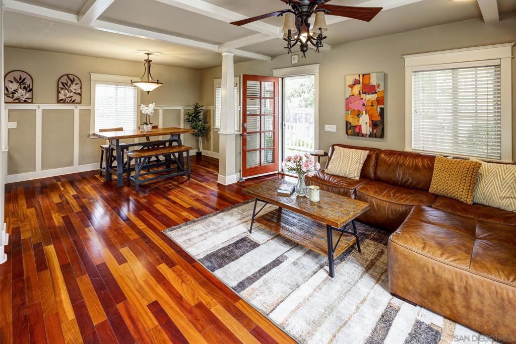 3135 39 Hawthorn