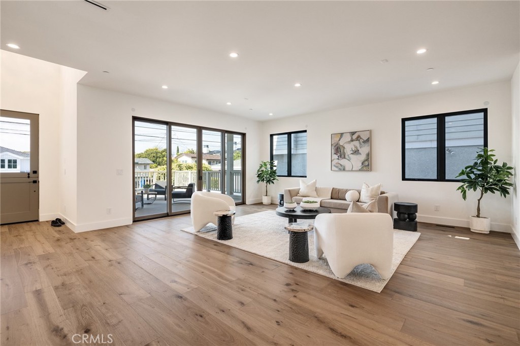 932 9th Street