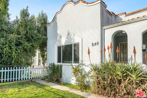 Photo of 1033 W 57th Street, Los Angeles, CA 90037 (MLS # 26650647)
