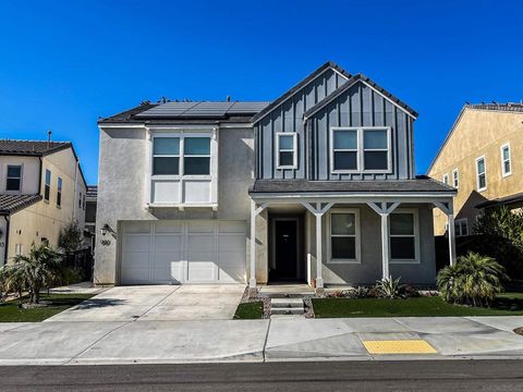 Photo of 987 Camino Levante, Chula Vista, CA 91913 (MLS # 260005319SD)