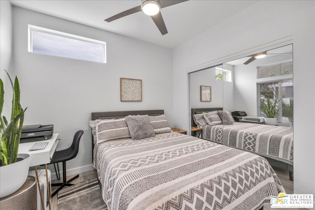 Palm Canyon Mobile Club - Manufactured In Park