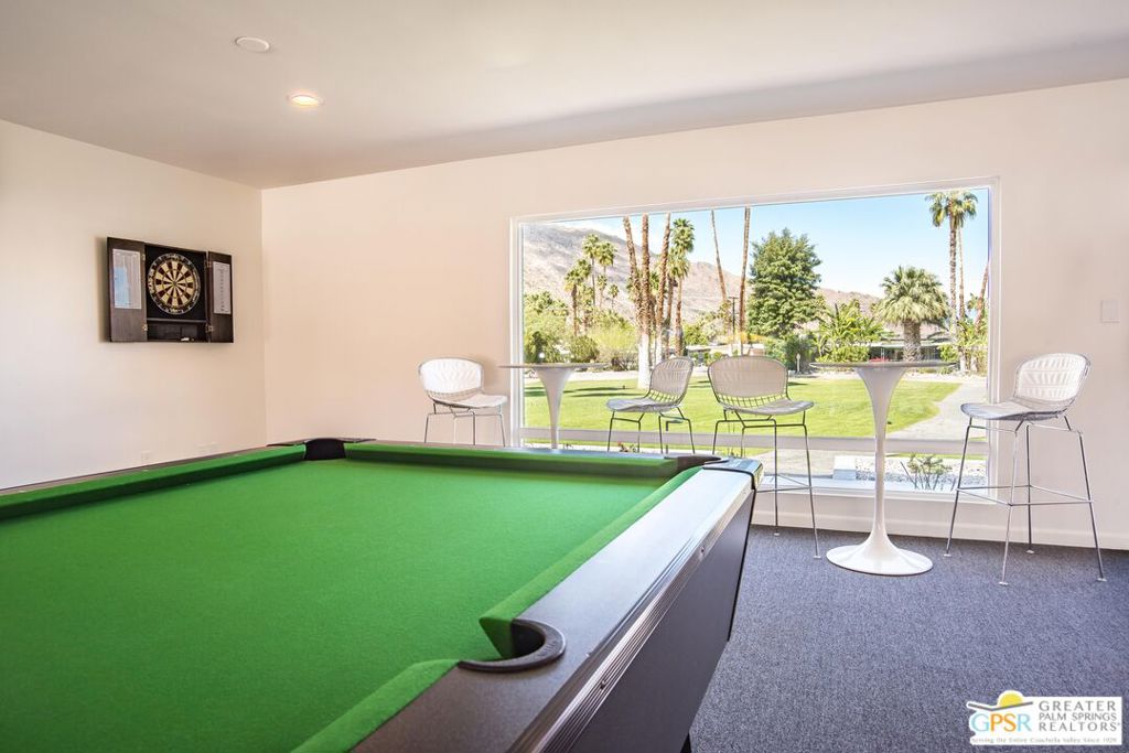 Palm Canyon Mobile Club - Manufactured In Park