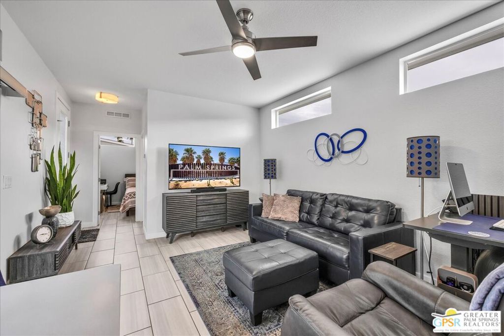 Palm Canyon Mobile Club - Manufactured In Park