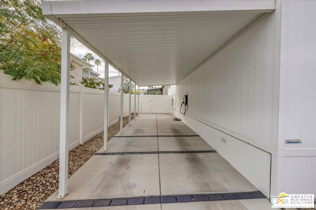 Palm Canyon Mobile Club - Manufactured In Park