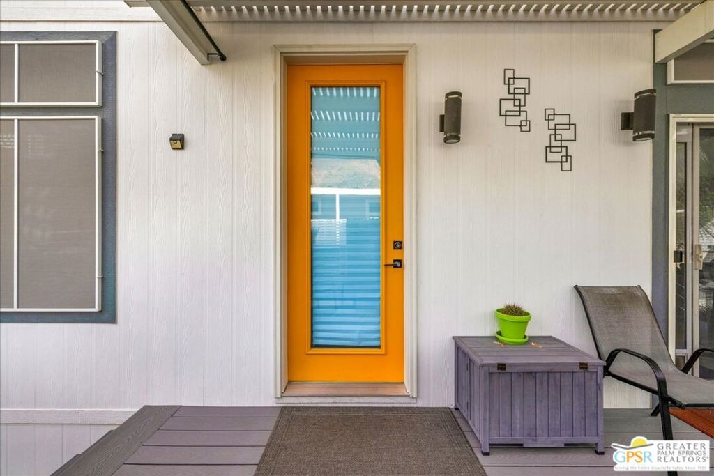 Palm Canyon Mobile Club - Manufactured In Park