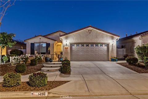 Photo of 1496 Via Rojas, Hemet, CA 92545 (MLS # SW26050104)