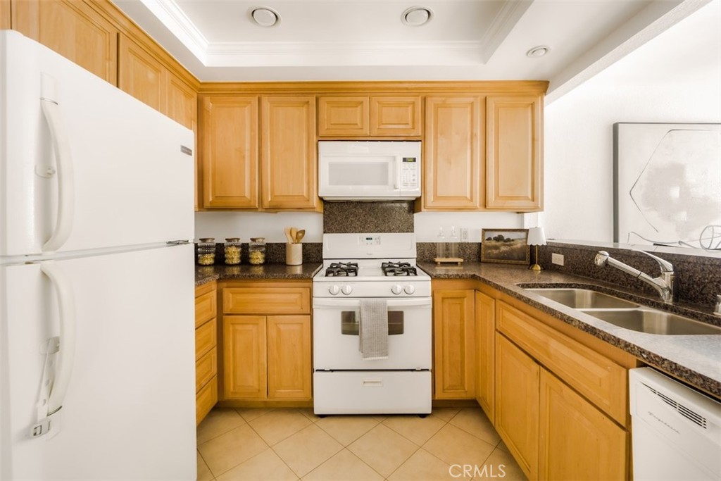 1426 Brett Place 5