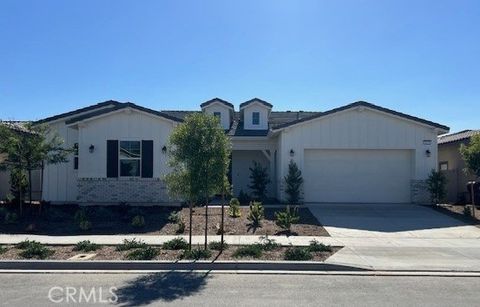 Photo of 4625 Avondale Place, Chino, CA 91710 (MLS # IG25246850) Photo of 4625 Avondale Place, Chino, CA 91710 (MLS # IG25246850)