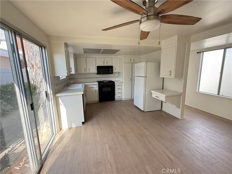 Photo of 1547 Wintergreen Place #A, Costa Mesa, CA 92626 (MLS # IN26044371)
