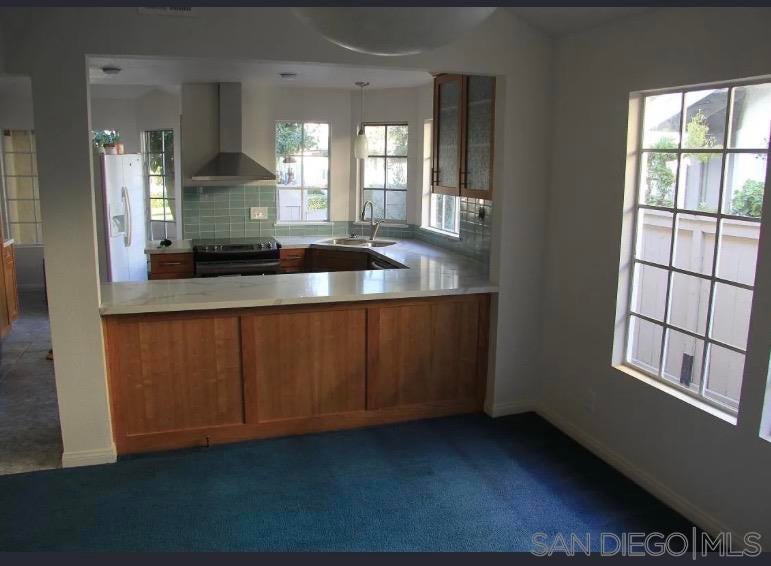 568 Rockport Ct