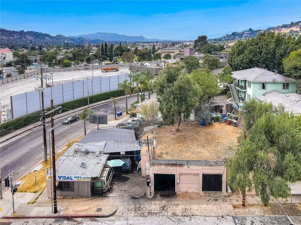 601 W Avenue 28