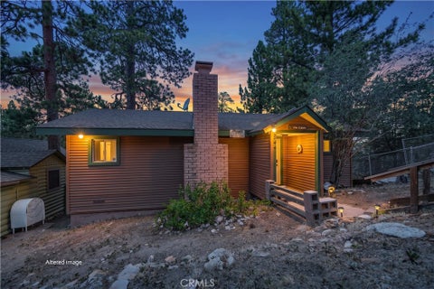 Photo of 544 Vista Lane, Big Bear Lake, CA 92315 (MLS # IG26142291)