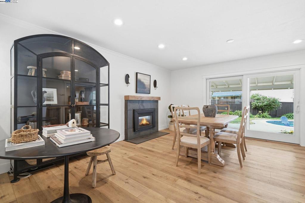 SUNSET WEST - Residential