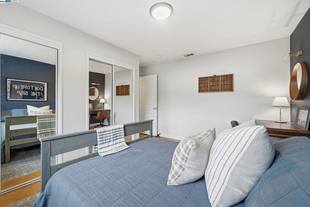 SUNSET WEST - Residential