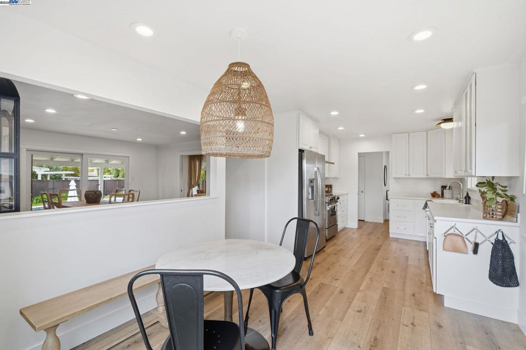 SUNSET WEST - Residential