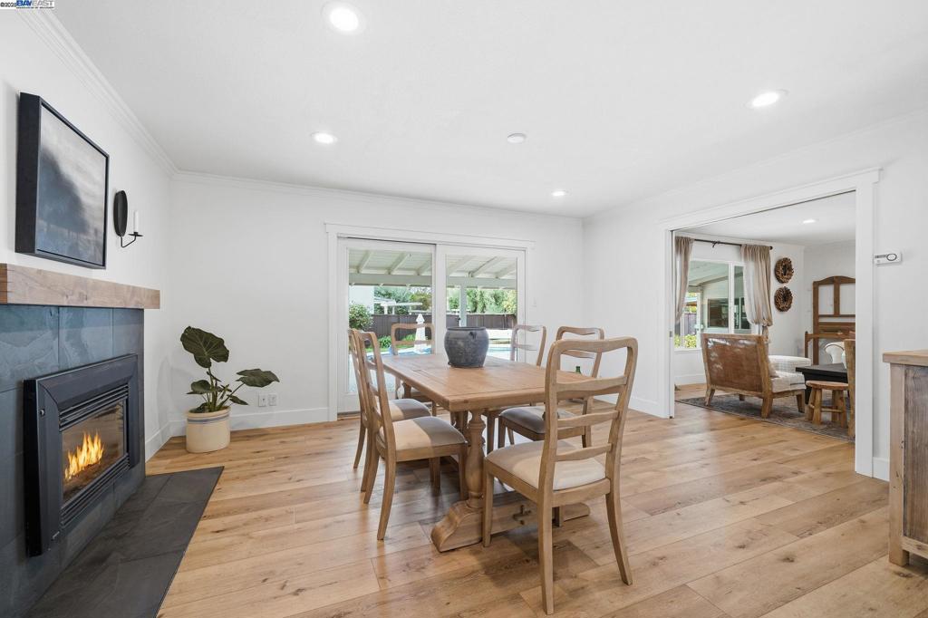 SUNSET WEST - Residential