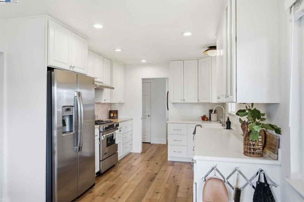 SUNSET WEST - Residential