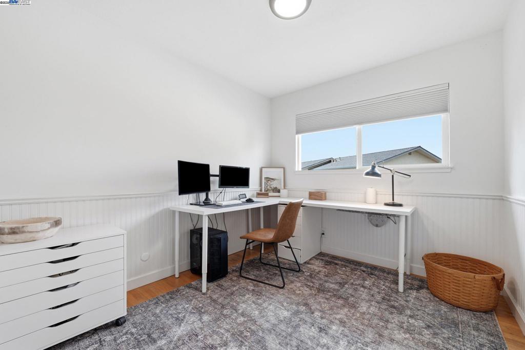 SUNSET WEST - Residential