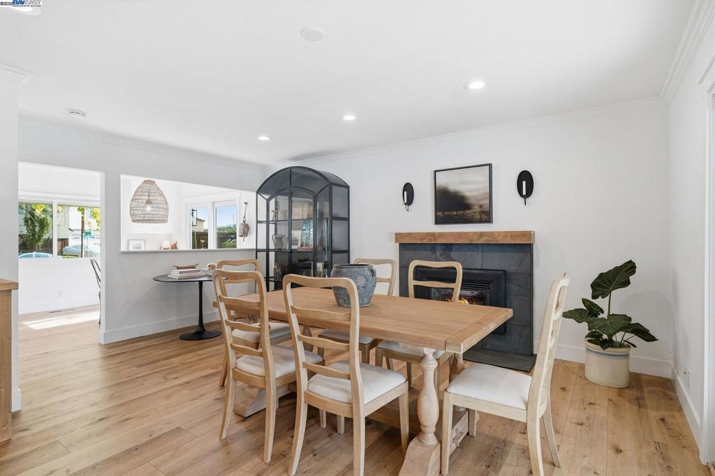 SUNSET WEST - Residential