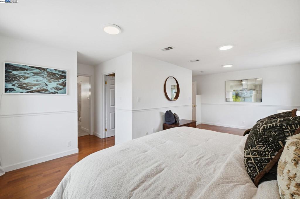 SUNSET WEST - Residential