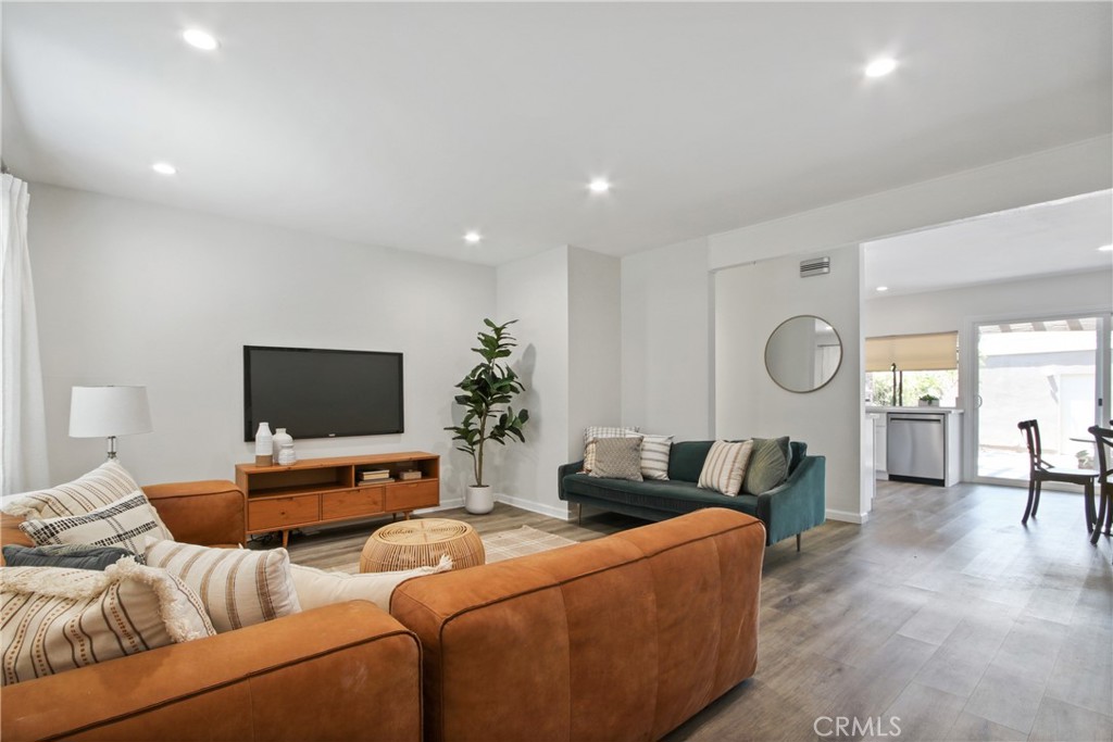 11240 Dover Way