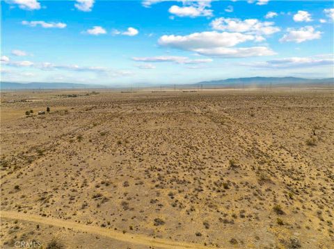 Photo of 0 Stetson Avenue, Rosamond, CA 93560 (MLS # ND25224969)