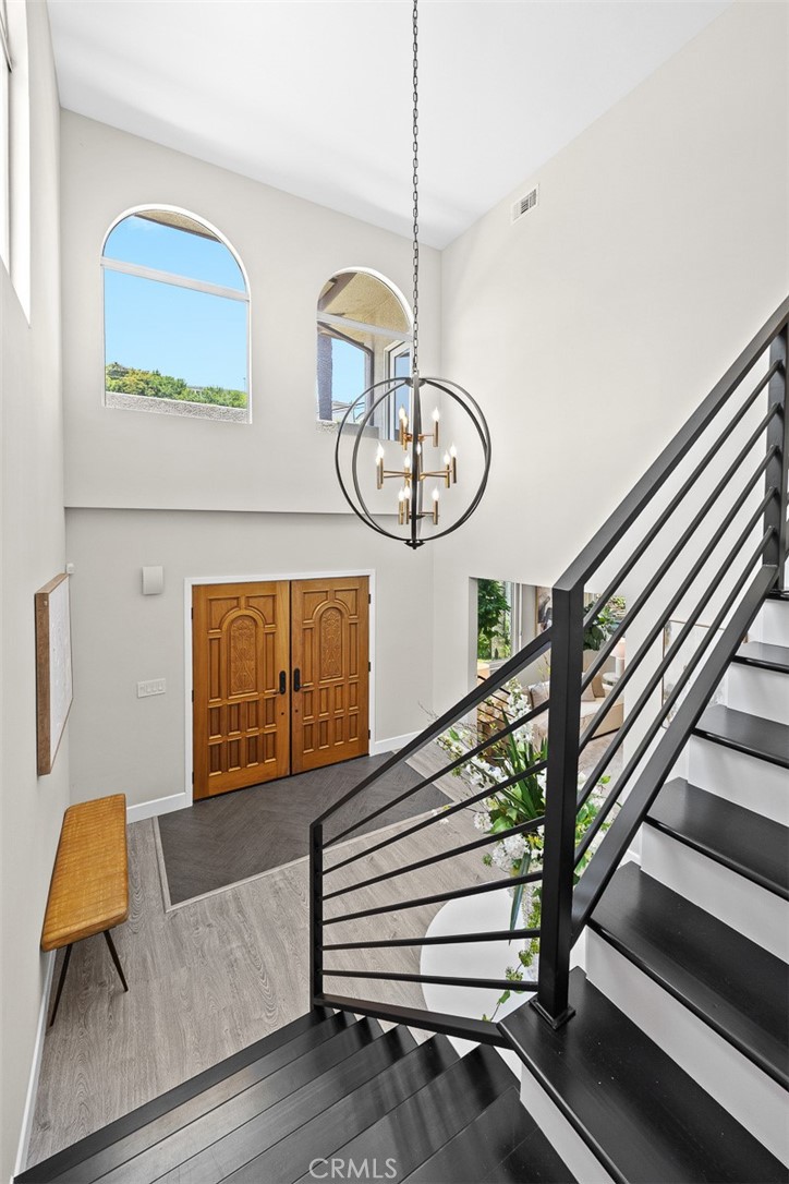 326 Kingsford St