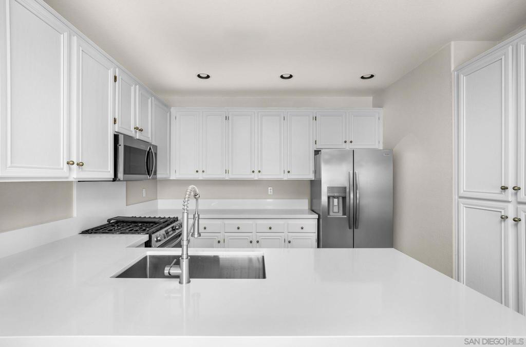 3739 Carmel View Rd 1
