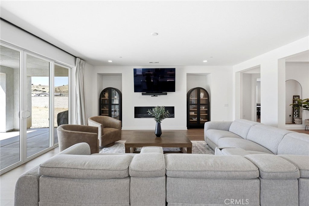 39648 Canter Court