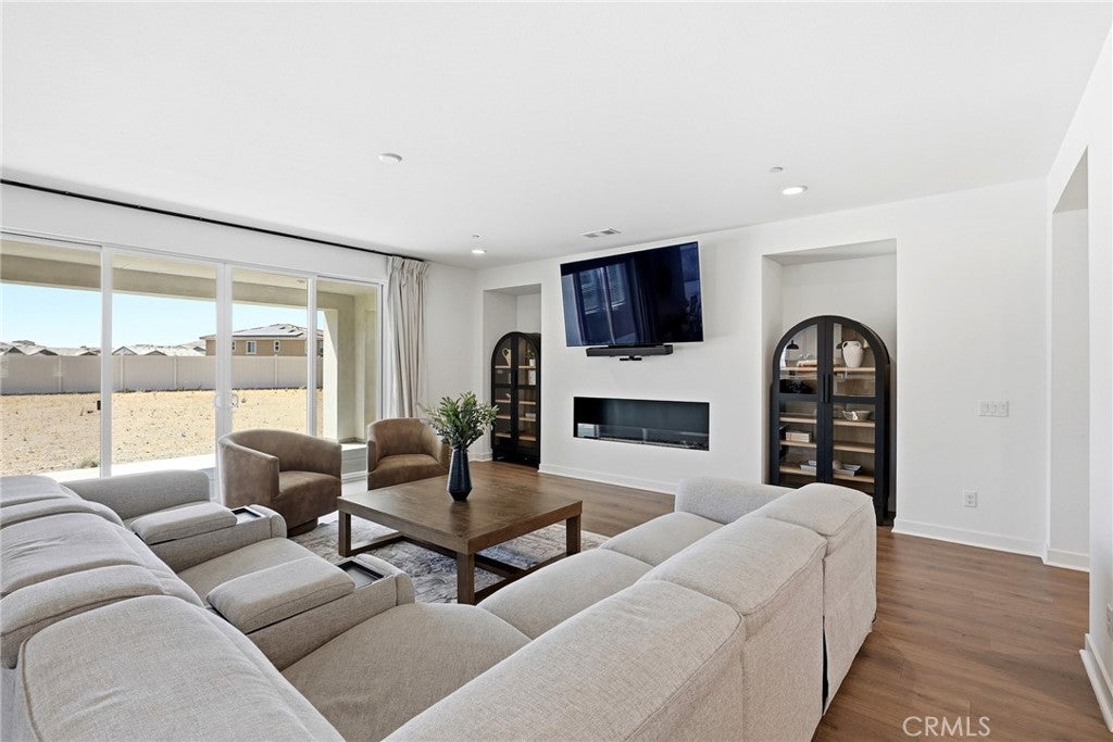 39648 Canter Court