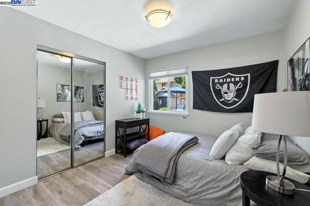 DOWNTOWN PLEAS. - Residential