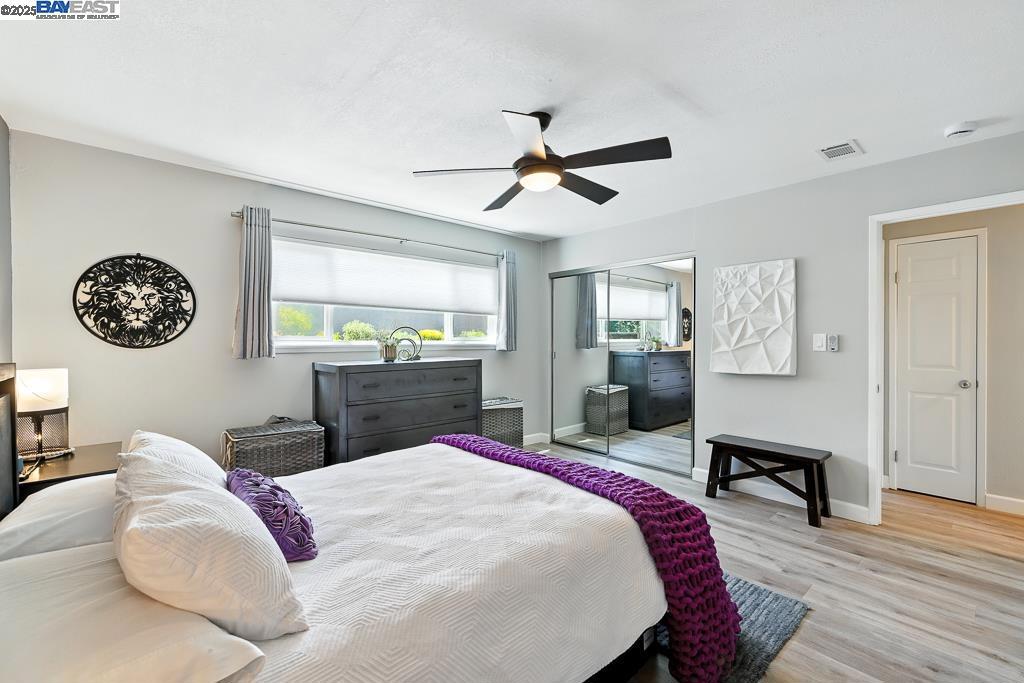 DOWNTOWN PLEAS. - Residential