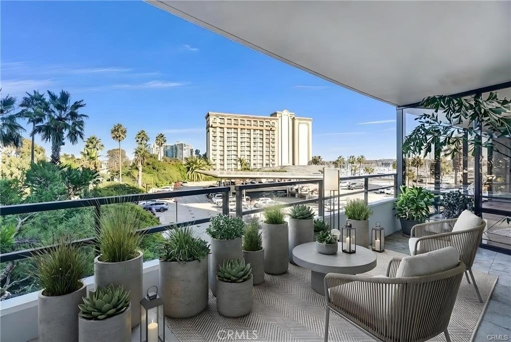 4337 Marina City Dr 149