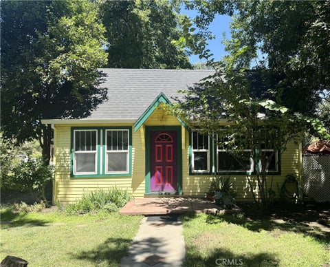 Photo of 146 W 7th Avenue, Chico, CA 95926 (MLS # SN26161463)