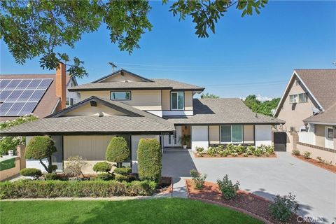 1533 W San Lorenzo Ave Santa Ana CA 92704