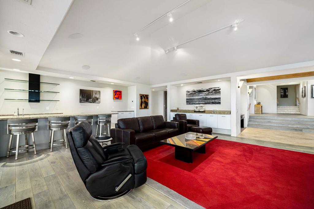 Thunderbird Heights - Residential