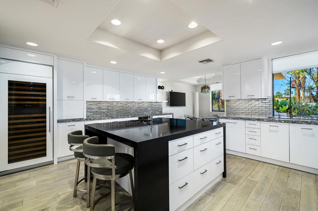 Thunderbird Heights - Residential