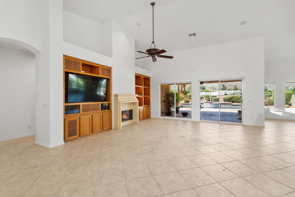 56 White Sun Way