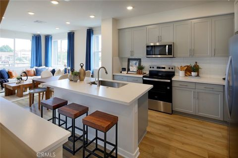 Tiny photo for 9532 Hannah Way, Riverside, CA 92503 (MLS # CV26087058)