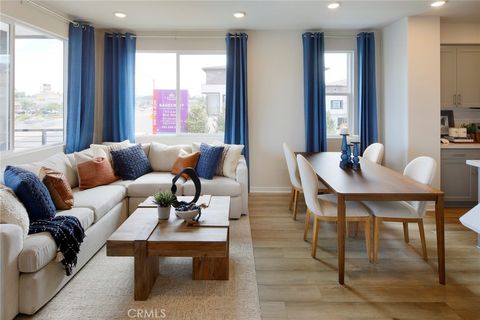 Tiny photo for 9532 Hannah Way, Riverside, CA 92503 (MLS # CV26087058)