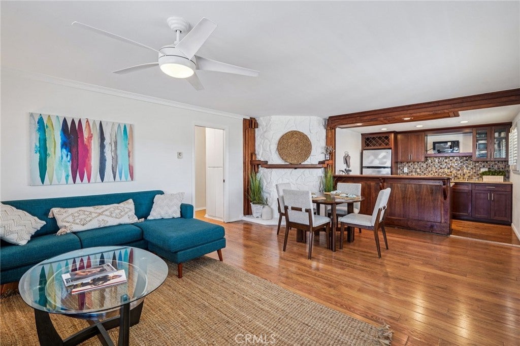 644 Manhattan Beach Blvd