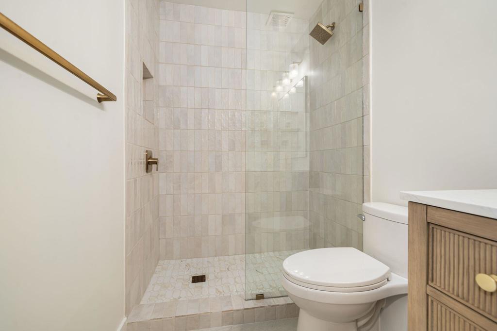 Monterey Country Clu - Residential Lease