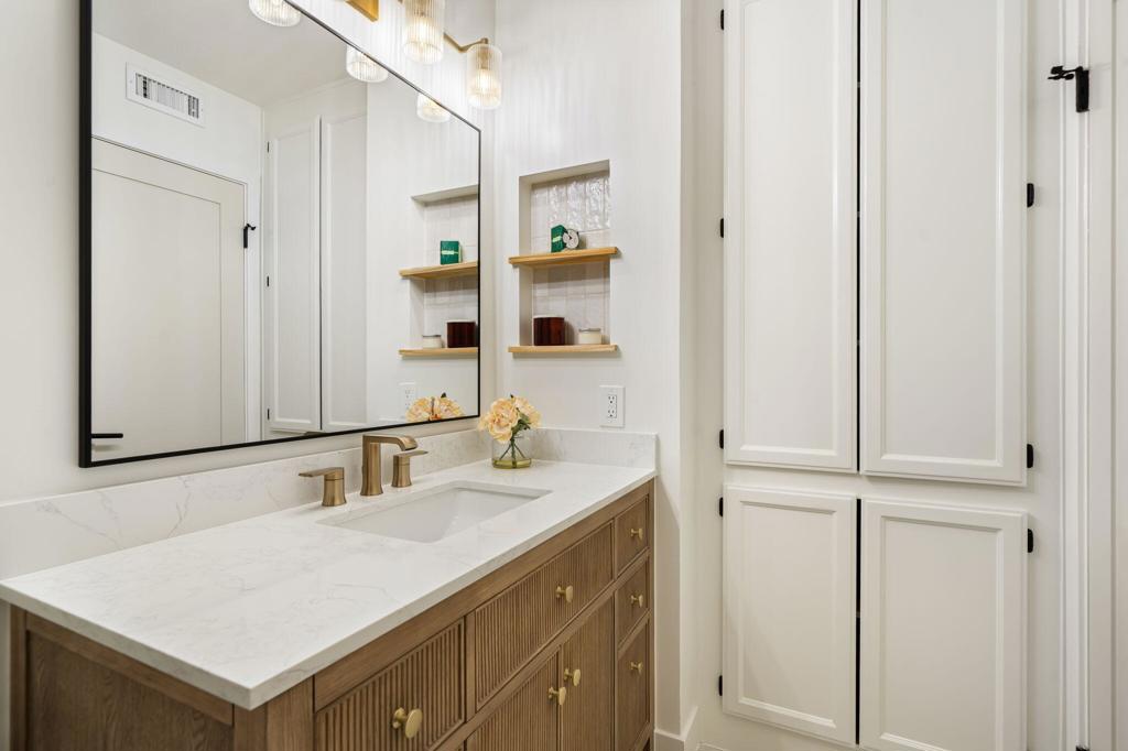 Monterey Country Clu - Residential Lease