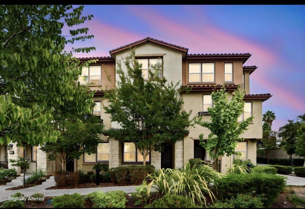 2893 Predio Terrace
