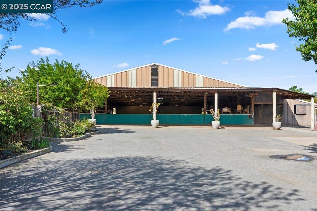 NORTH GATE - Residential