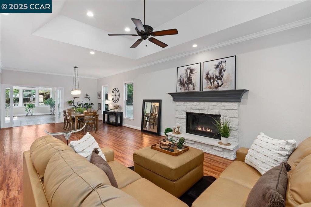 NORTH GATE - Residential