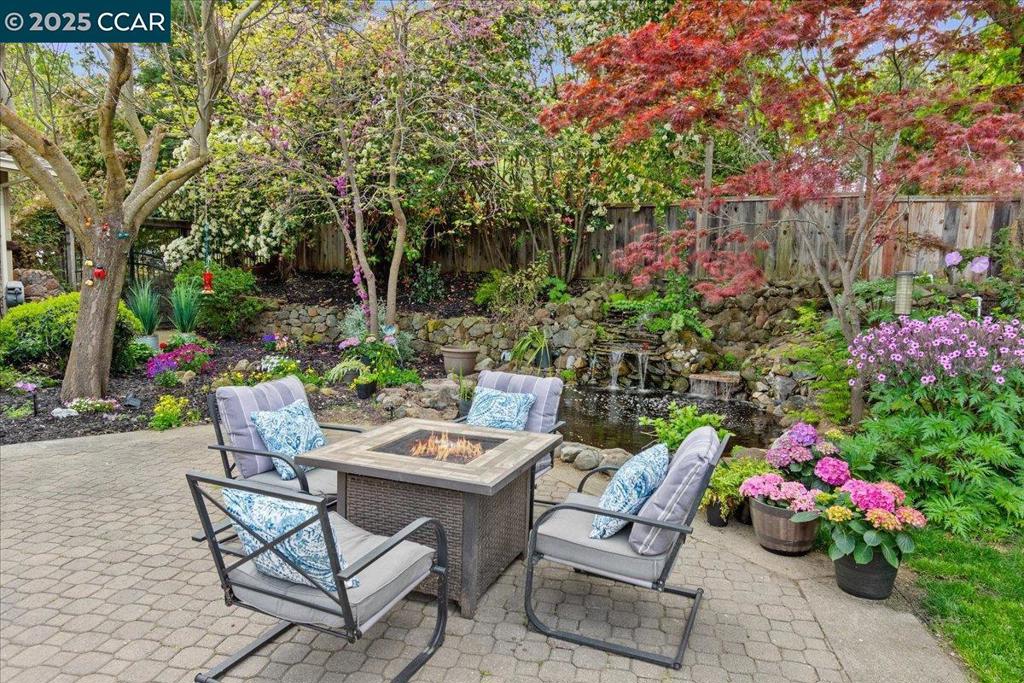 NORTH GATE - Residential