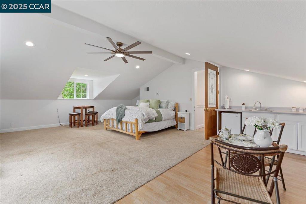 NORTH GATE - Residential